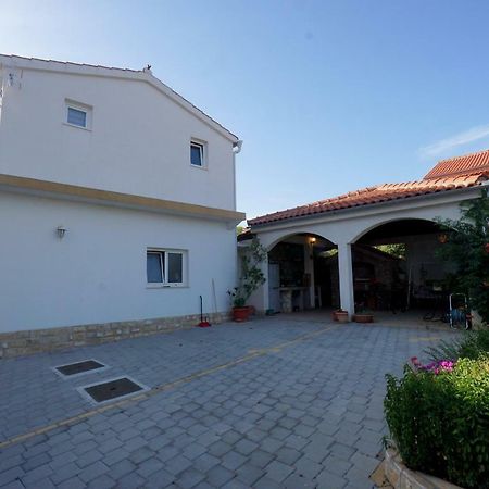 Apartments Sanja Jezera Luaran gambar