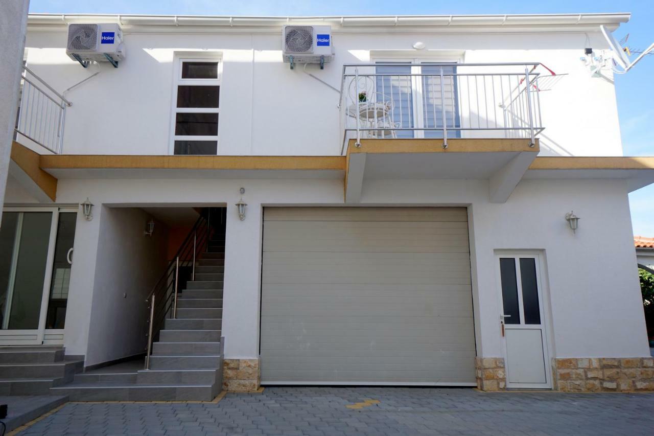 Apartments Sanja Jezera Luaran gambar